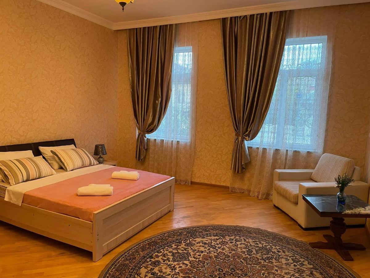 Sisi Guest House Kutaisi Eksteriør bilde