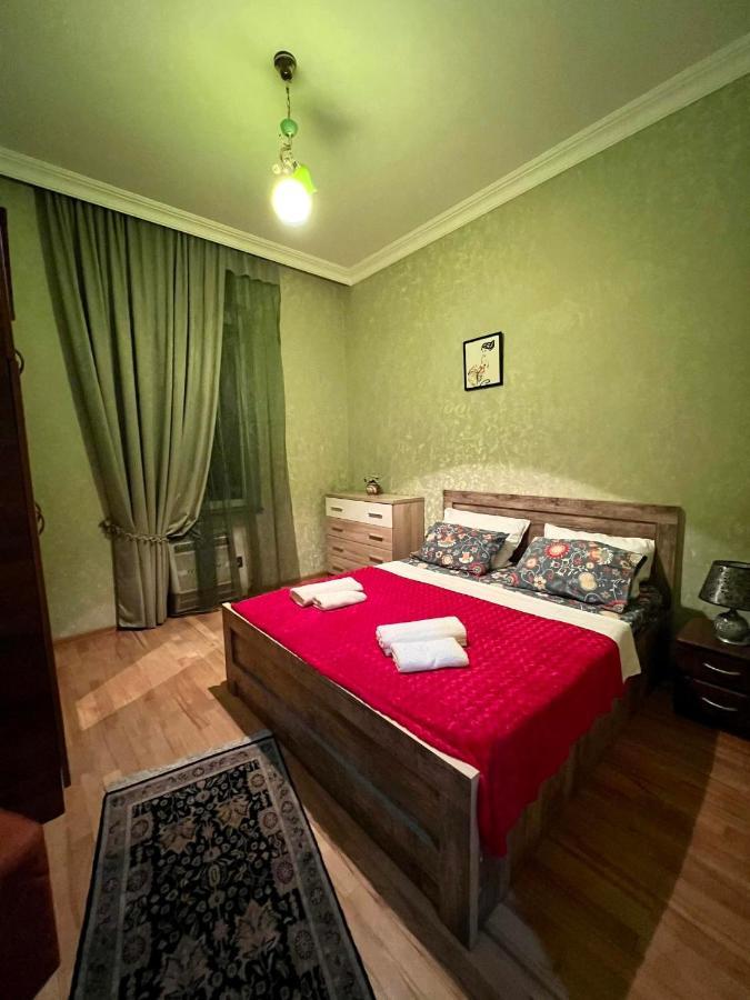 Sisi Guest House Kutaisi Eksteriør bilde
